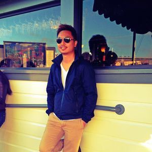 Meet your Posher, Dennis